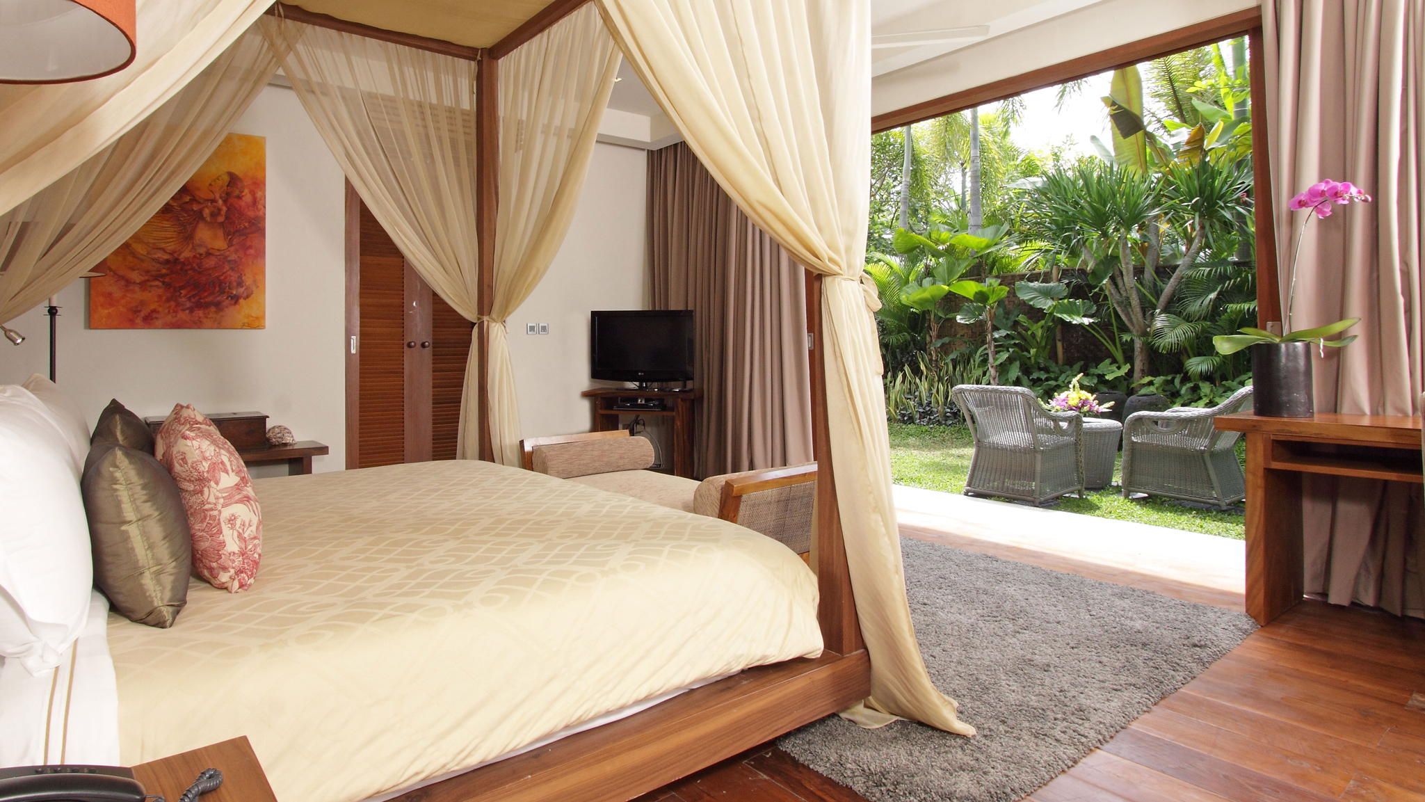 Villa Sarasvati - Spacious guest bedroom with terrace Villa Sarasvati - Spacious guest bedroom with terrace